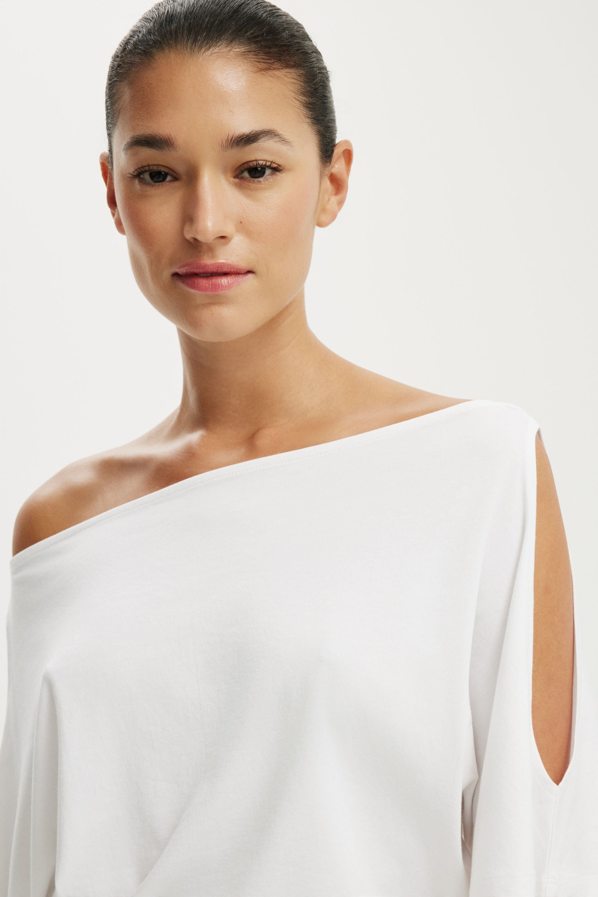Sonny Cold Shoulder Short Sleeve, WHITE - example image 4
