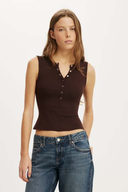 Blake Henley Tank, DARK OAK - example image 1