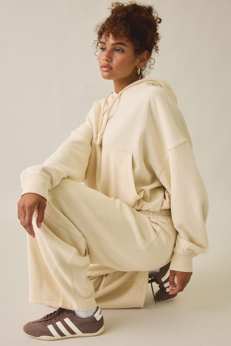 Out From Under Essential Barrel Leg Full Length Sweatpants - Oyster