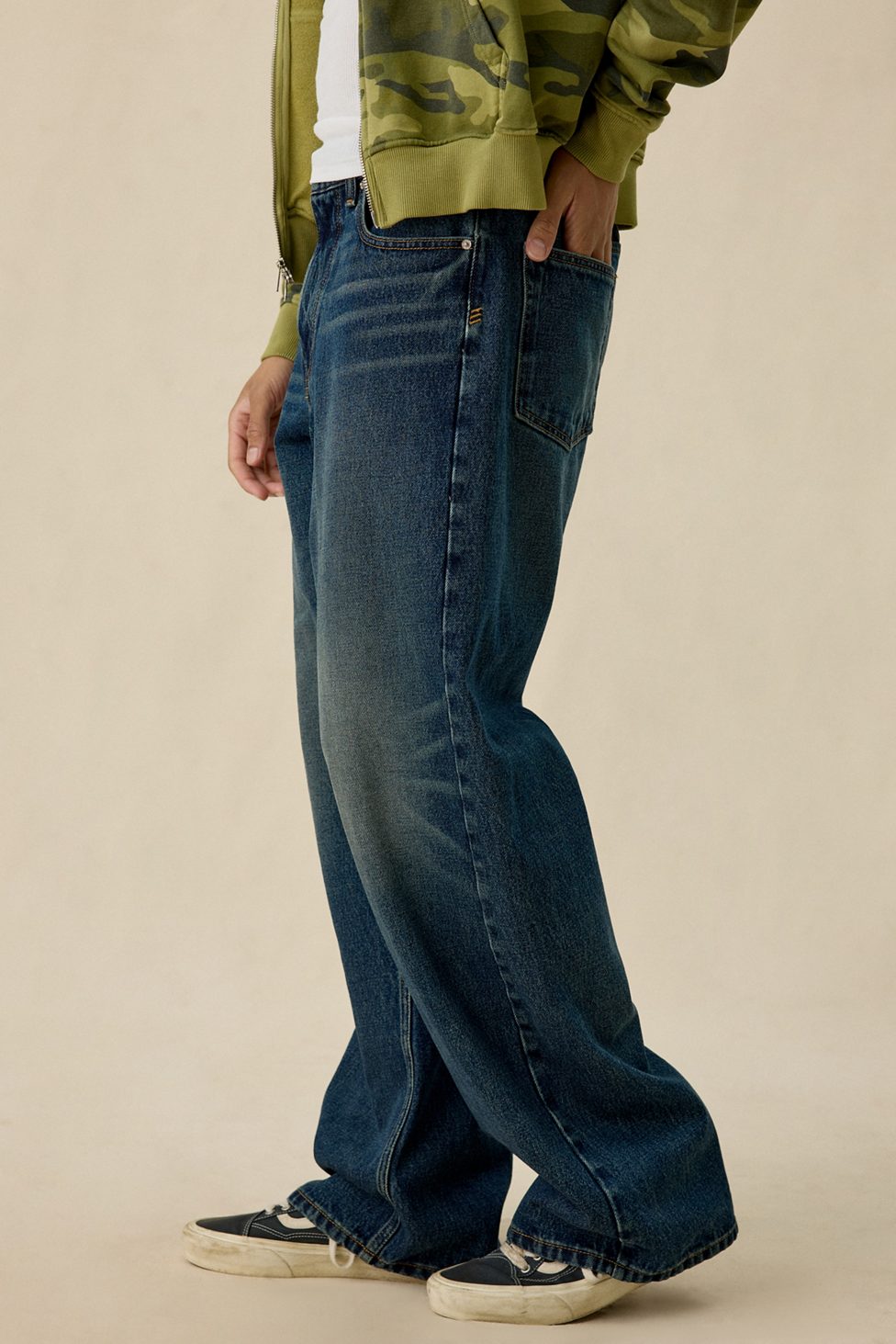 BDG Nitro Baggy Fit Jeans - 2000s Vintage Indigo