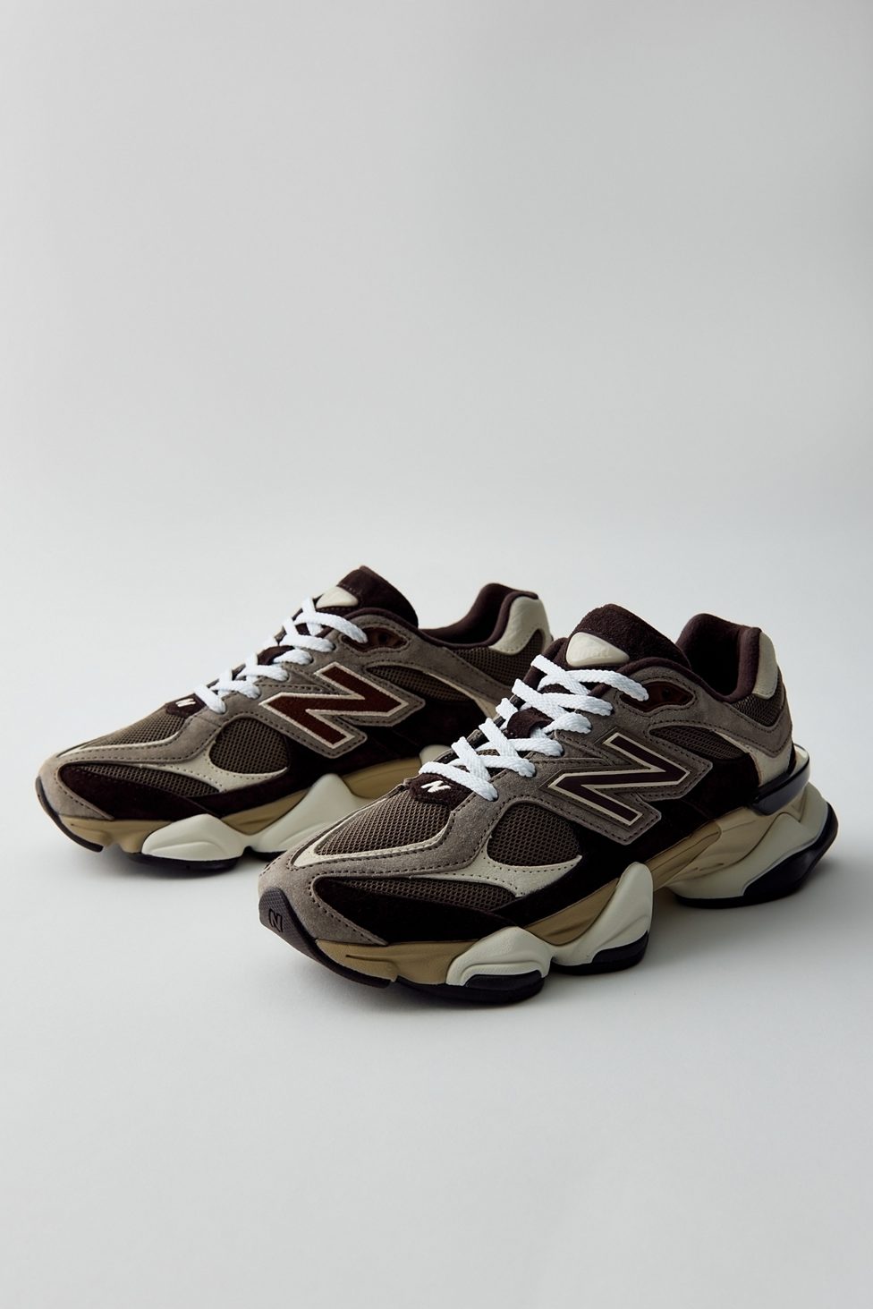 New Balance 9060 Sneakers - Thunder Brown/Black Coffe