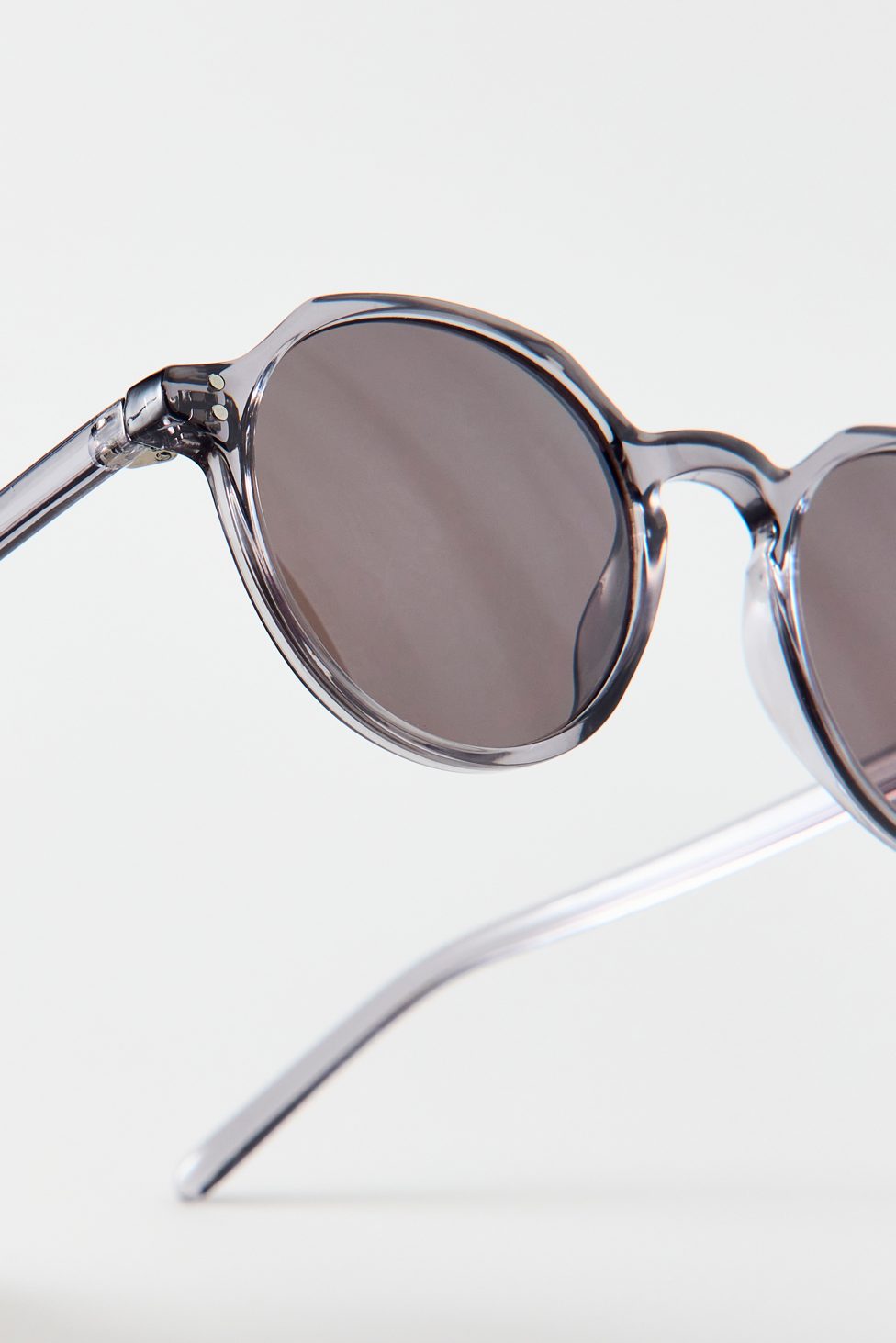 Jax Round Sunglasses - Grey