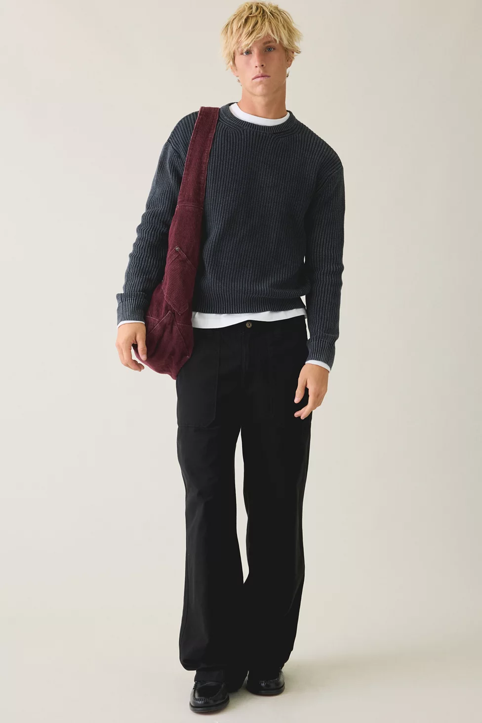 UO Acid Wash Crew Neck Sweater - Black