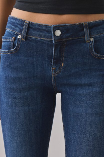 BDG Skylar Low-Rise Skinny Jeans - Tinted Denim