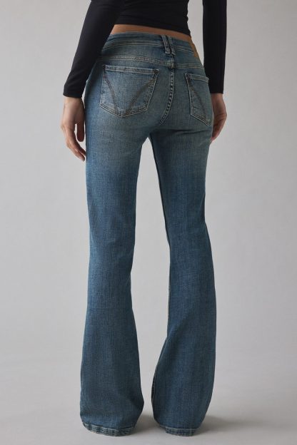 BDG Brooke Low-Rise Flare Jeans - Vintage Denim Medium