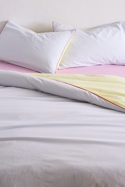 Jordan Reversible Piped Edge Cotton Percale Duvet Cover - Skywriting/Green Combo