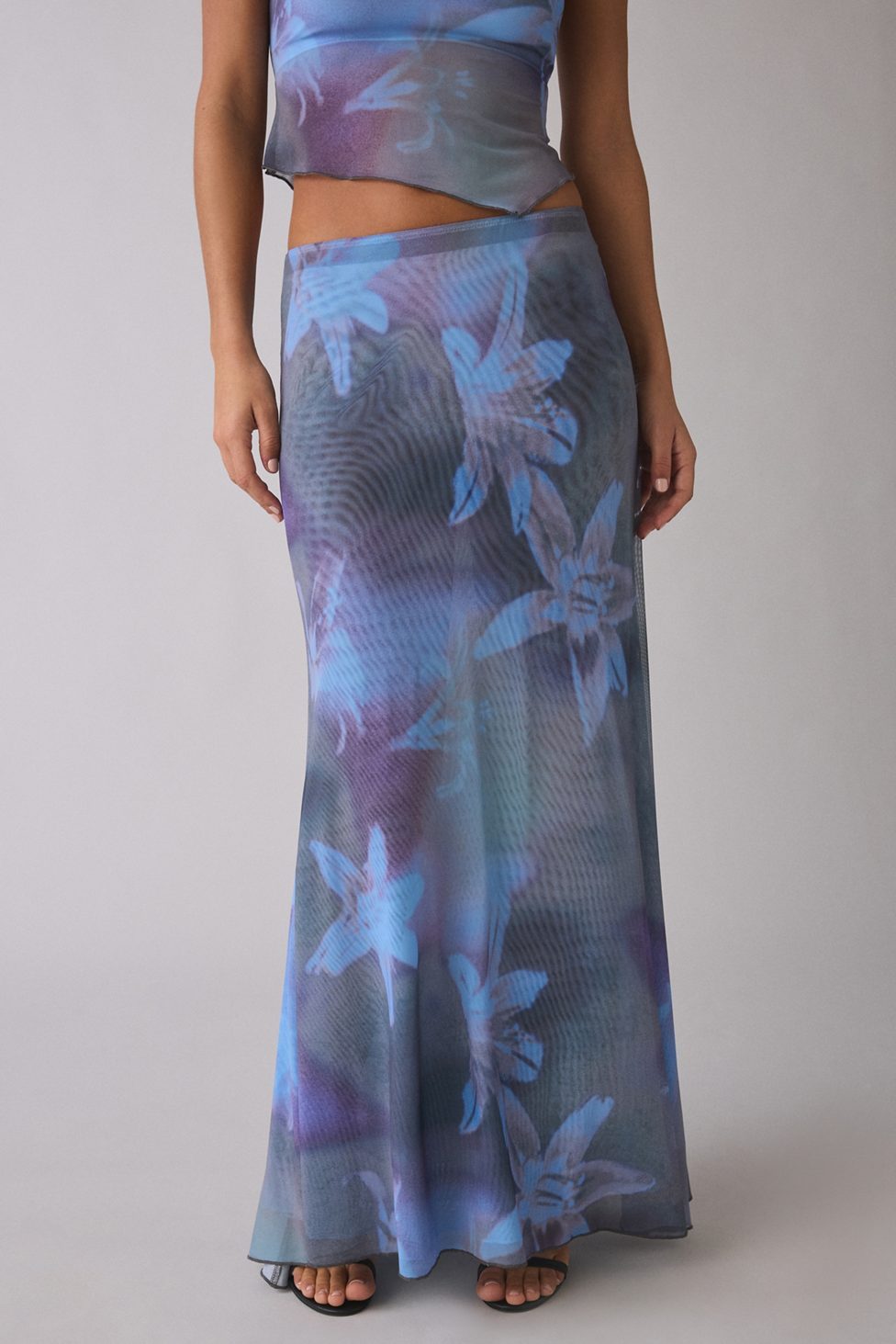 UO Shimmer Haze Printed Mesh Skirt 2-Piece Set - Blue Multi
