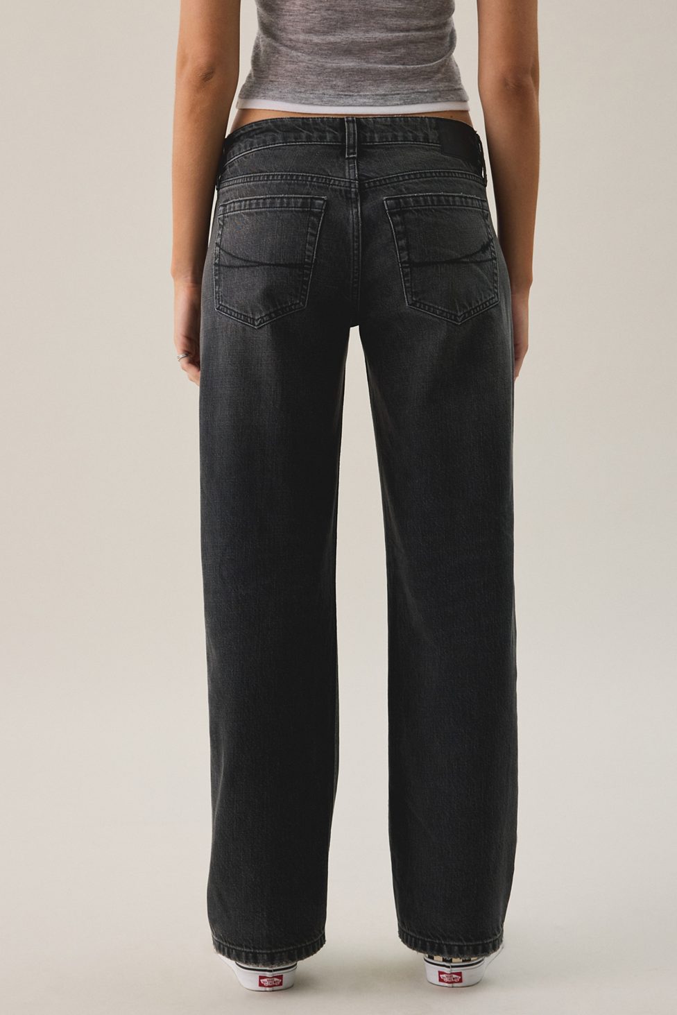 BDG Alto Ultimate Low-Rise Straight Jeans - Black