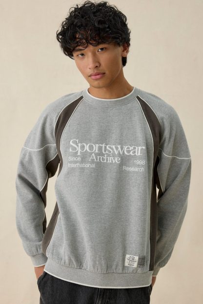 iets frans… Sporty Paneled Crew Neck Sweatshirt - Grey