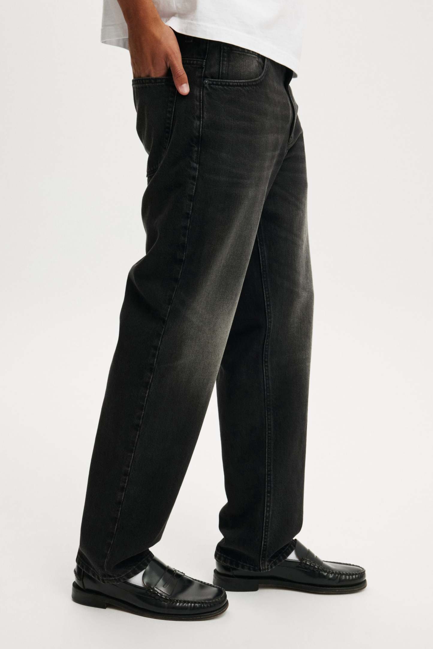 Baggy Jean, REVOLVE BLACK - example image 6