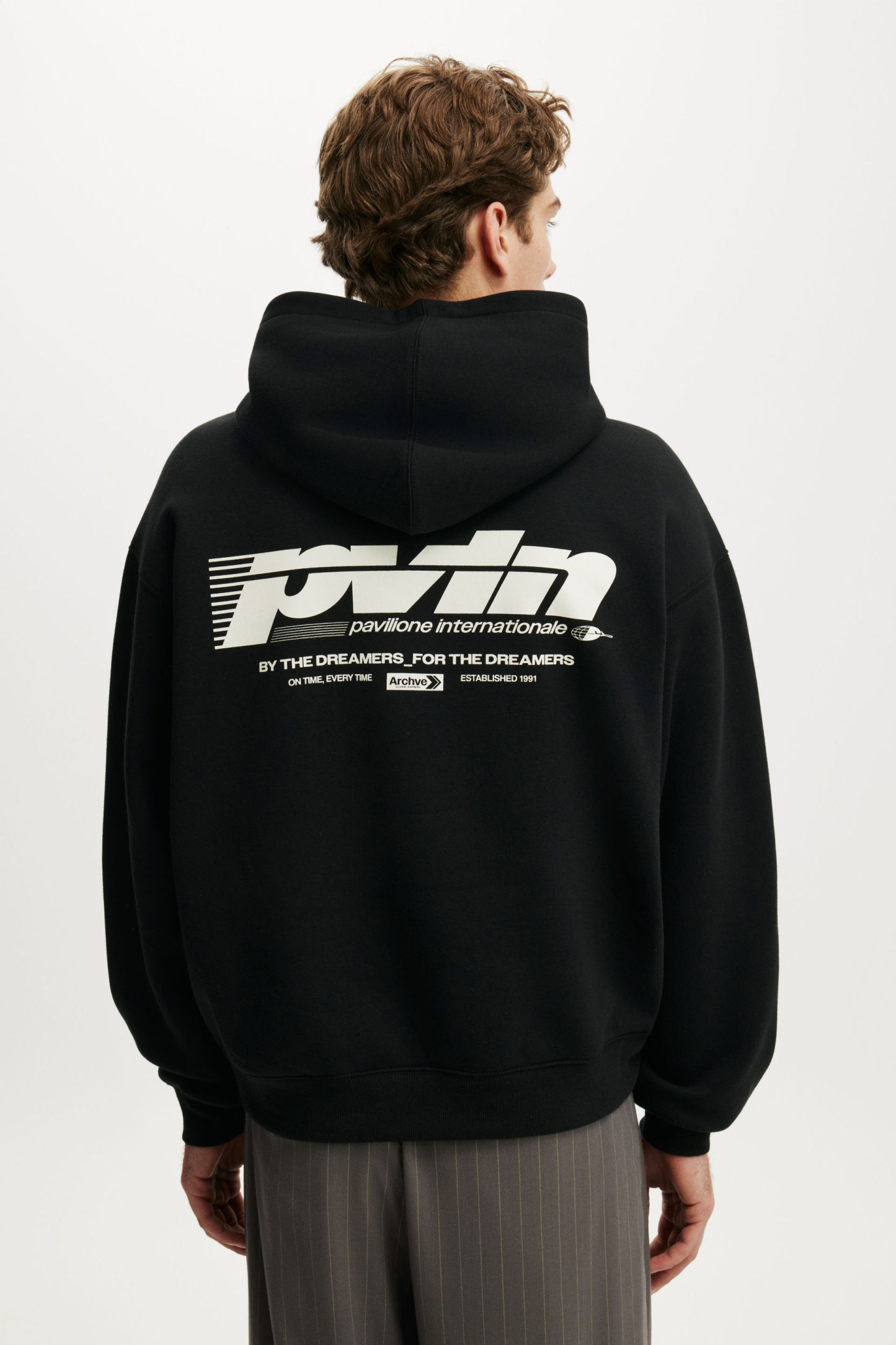 Box Fit Graphic Hoodie, BLACK / PVLN - example image 2