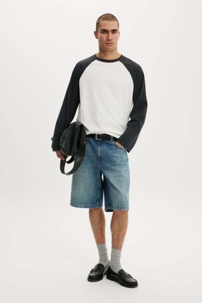 Baggy Denim Short, TRANSMISSION BLUE - example image 1