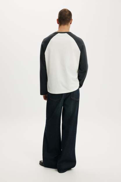 Super Baggy Jean, SELVEDGE WORN BLUE - example image 3