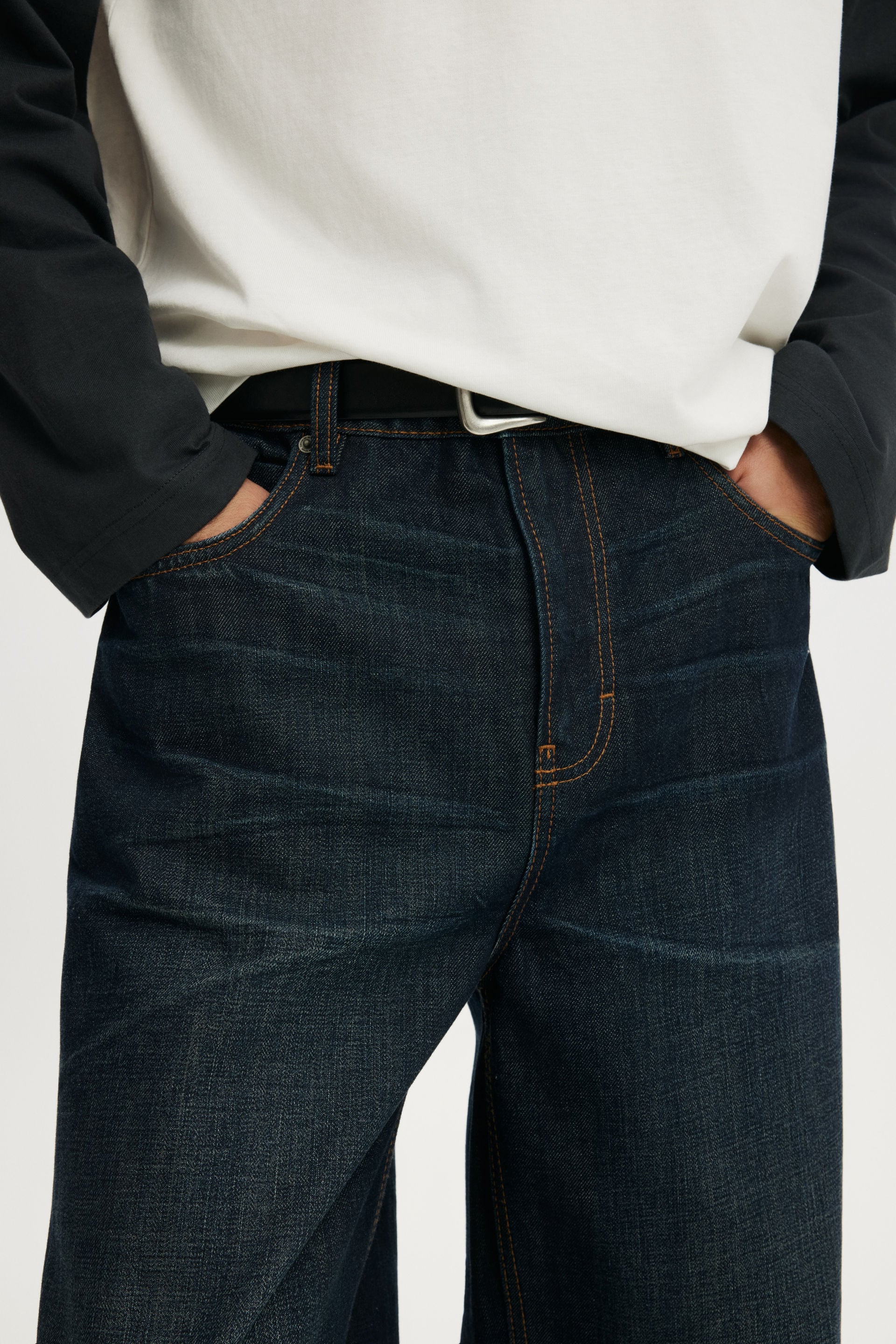 Super Baggy Jean, SELVEDGE WORN BLUE - example image 4