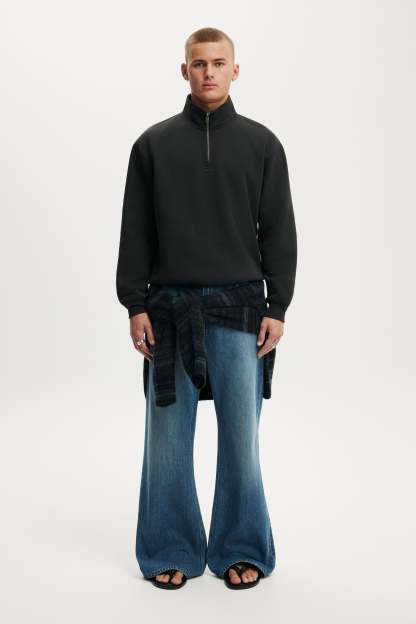 1/4 Zip Fleece, WASHED BLACK - example image 4