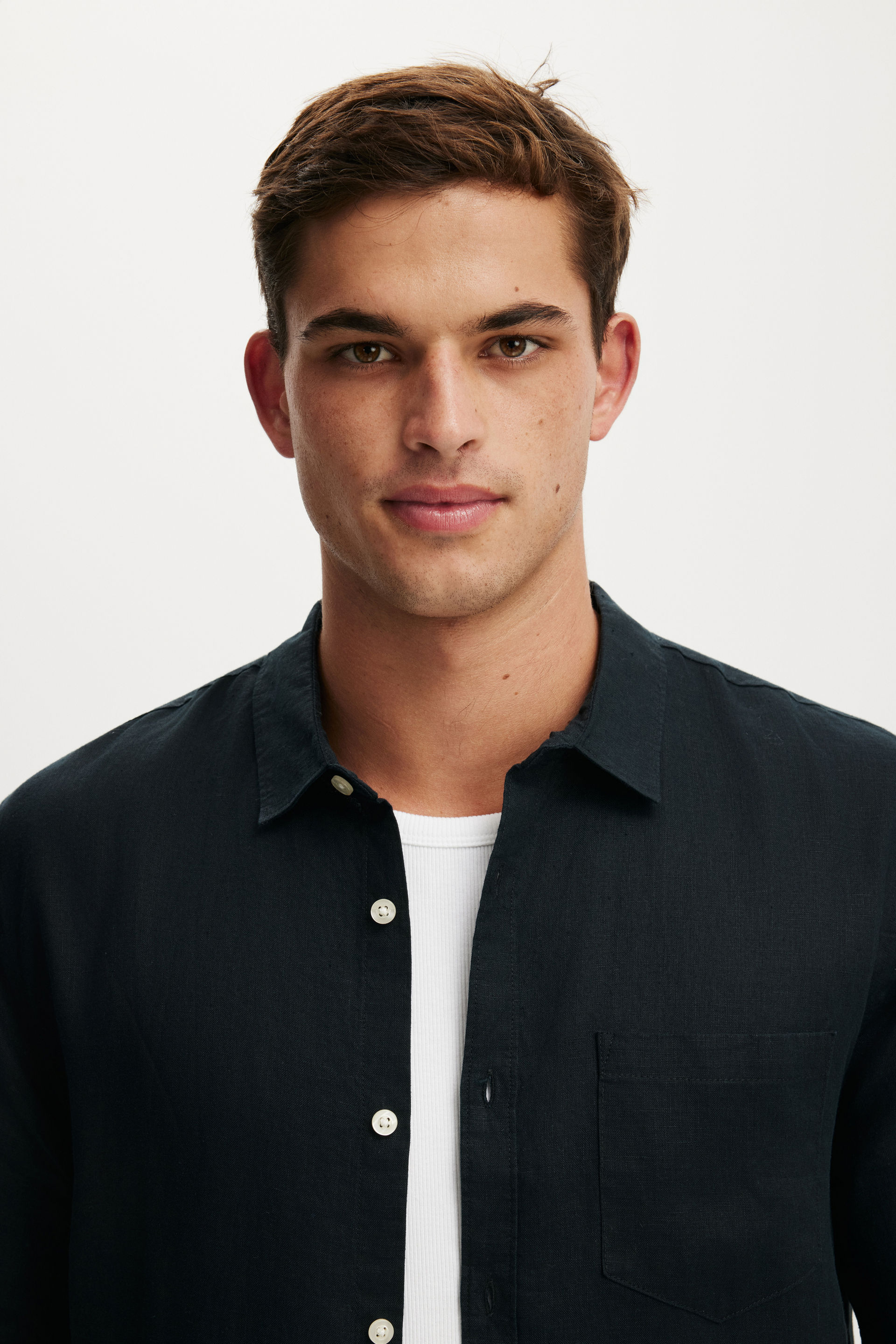 Relaxed Linen Short Sleeve Shirt, FADED BLACK - example image 4