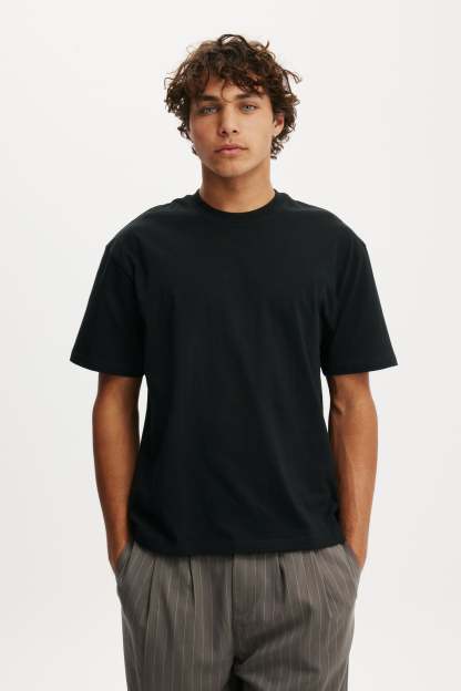 Everyday Fit T-Shirt, BLACK - example image 1