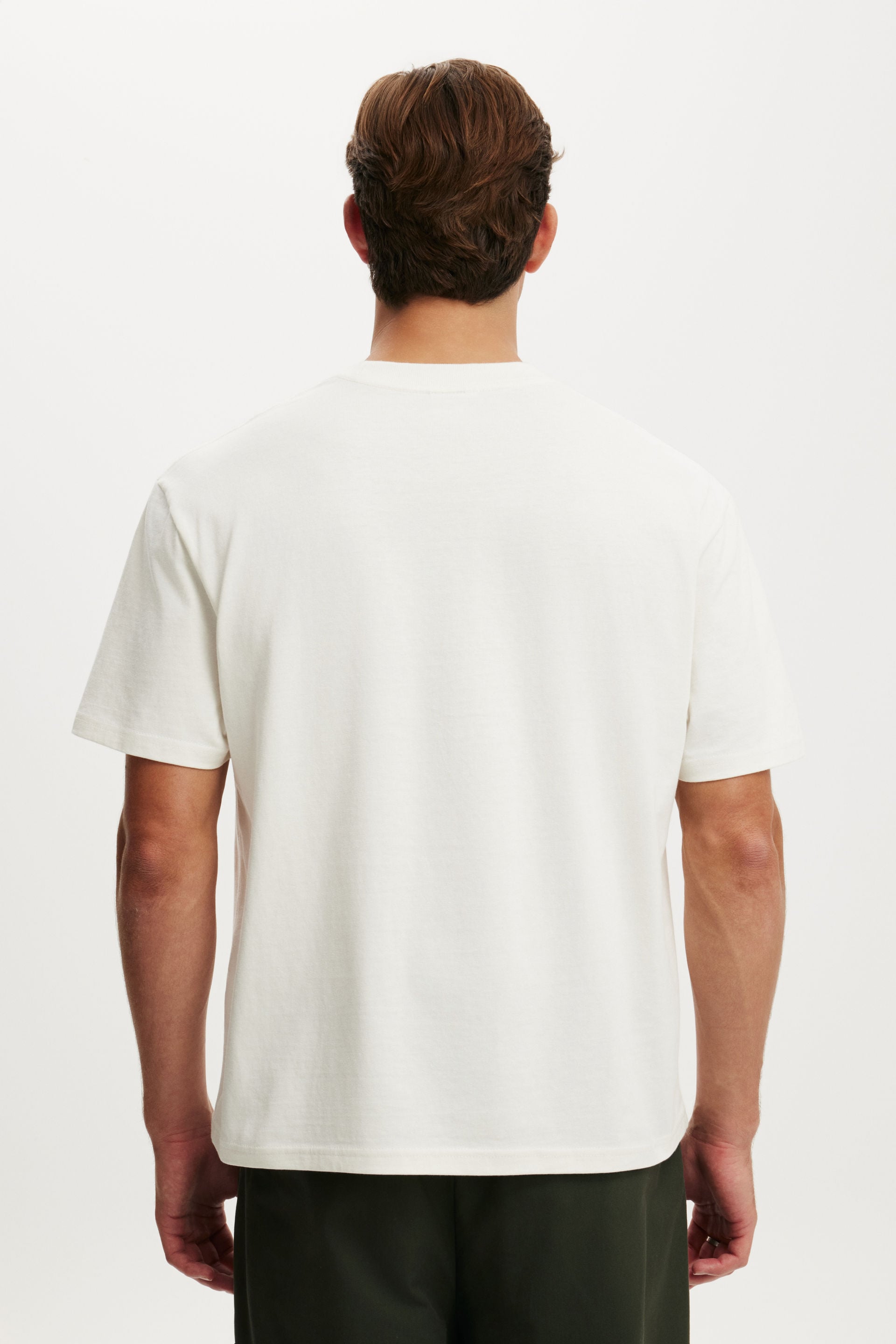 Everyday Fit Graphic T-Shirt, CHALK WHITE / FAIRWAY FITTINGS - example image 3