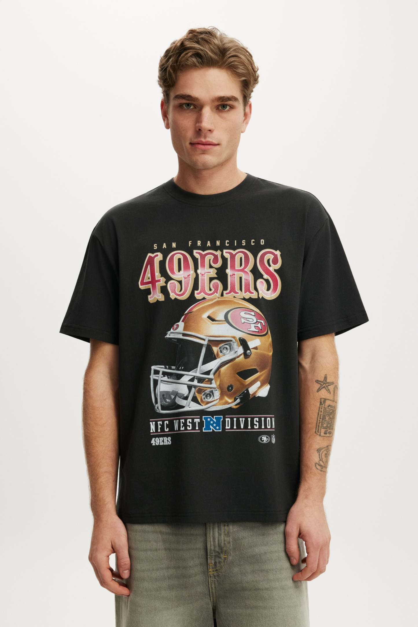 Everyday Fit Exclusive Nfl T-Shirt, LCN NFL BLACK - 49ERS - HELMET - example image 2
