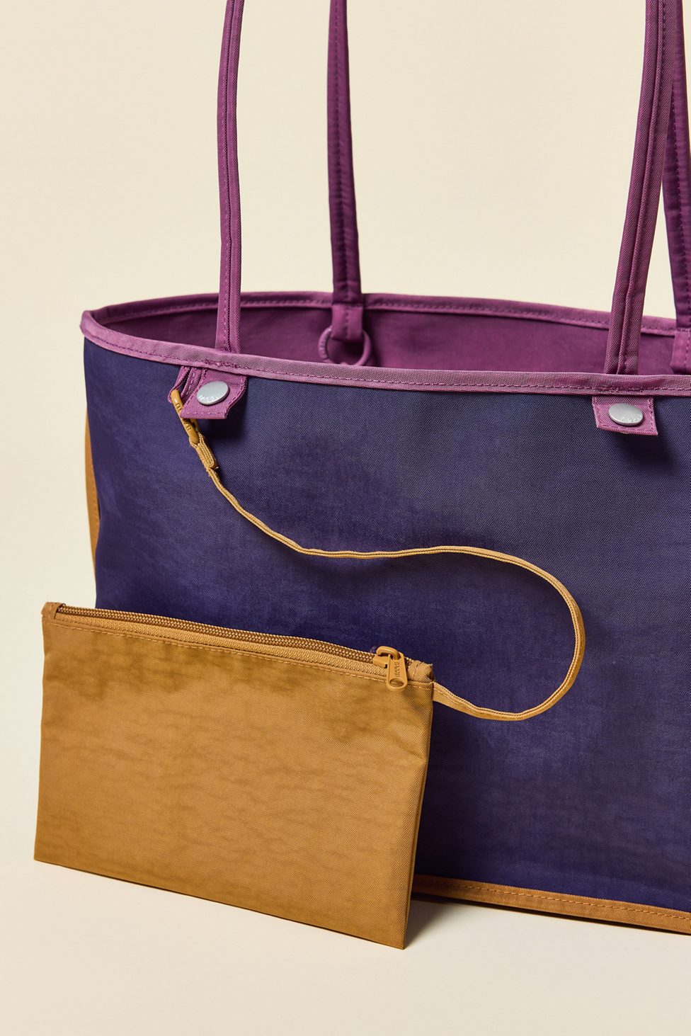 BAGGU Medium Nylon Reverse Tote Bag - Wild Plum Mix