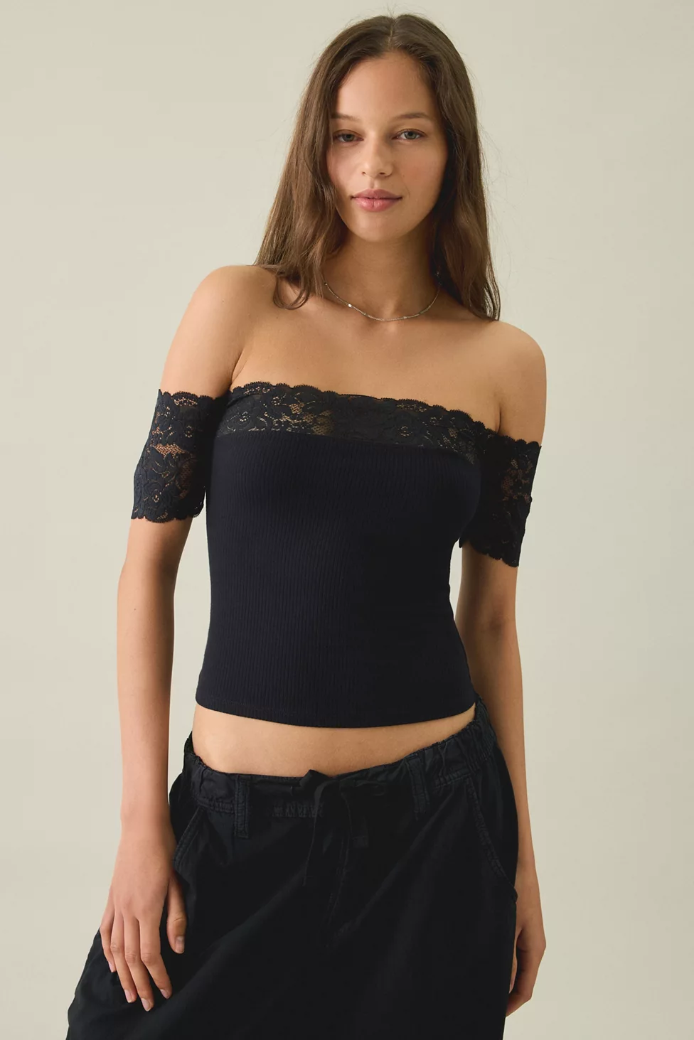 Kimchi Blue Noa Lace Trim Off-The-Shoulder Top - Black