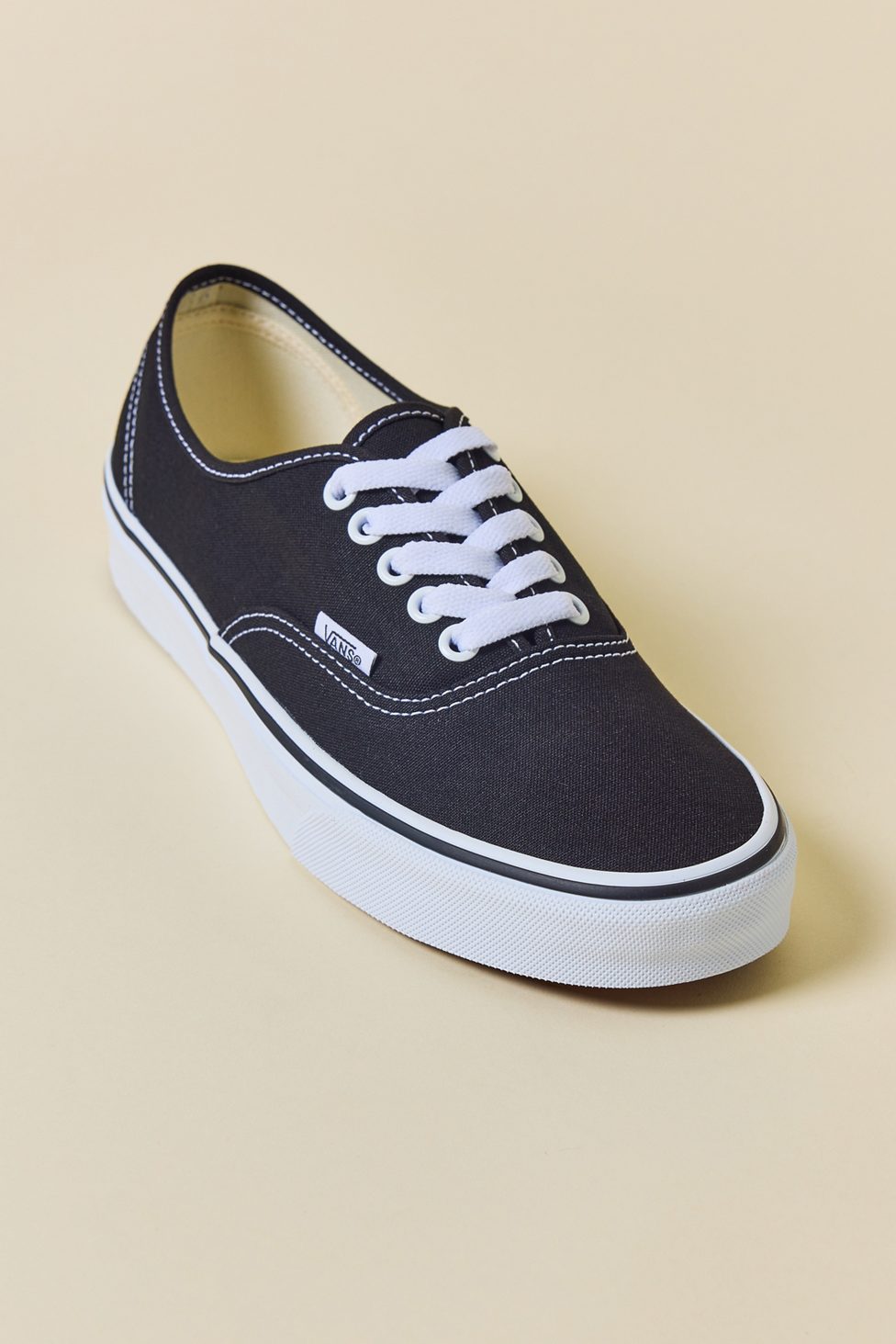 Vans Authentic Sneakers - Black
