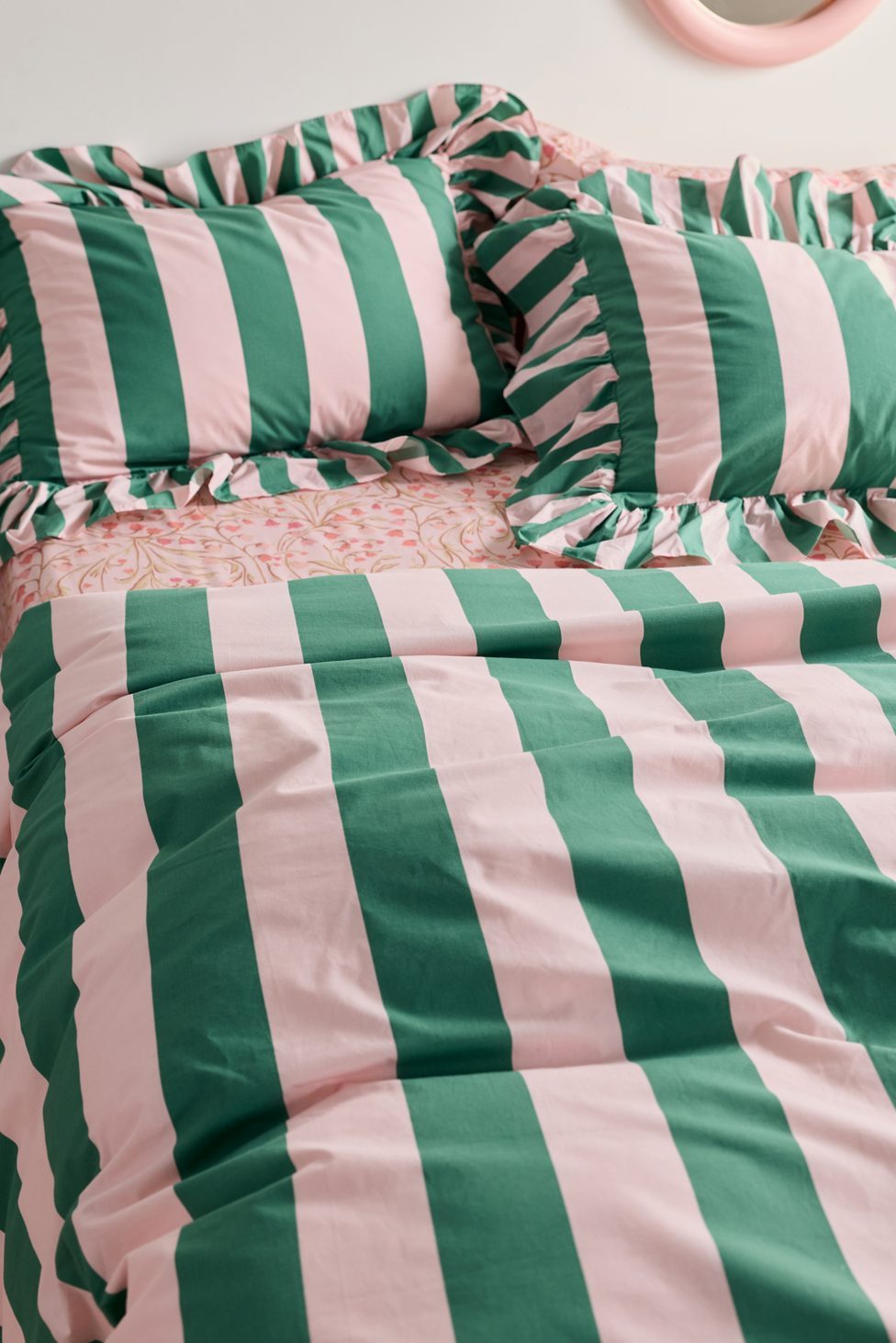Elaine Ruffle Printed Cotton Percale Duvet Cover - Pink and Green Stripe