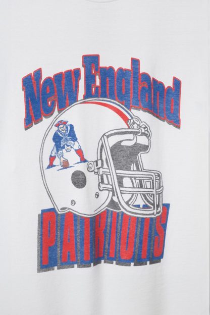 Junk Food NFL Throwback Helmet Flea Market Tee - New England Patriots