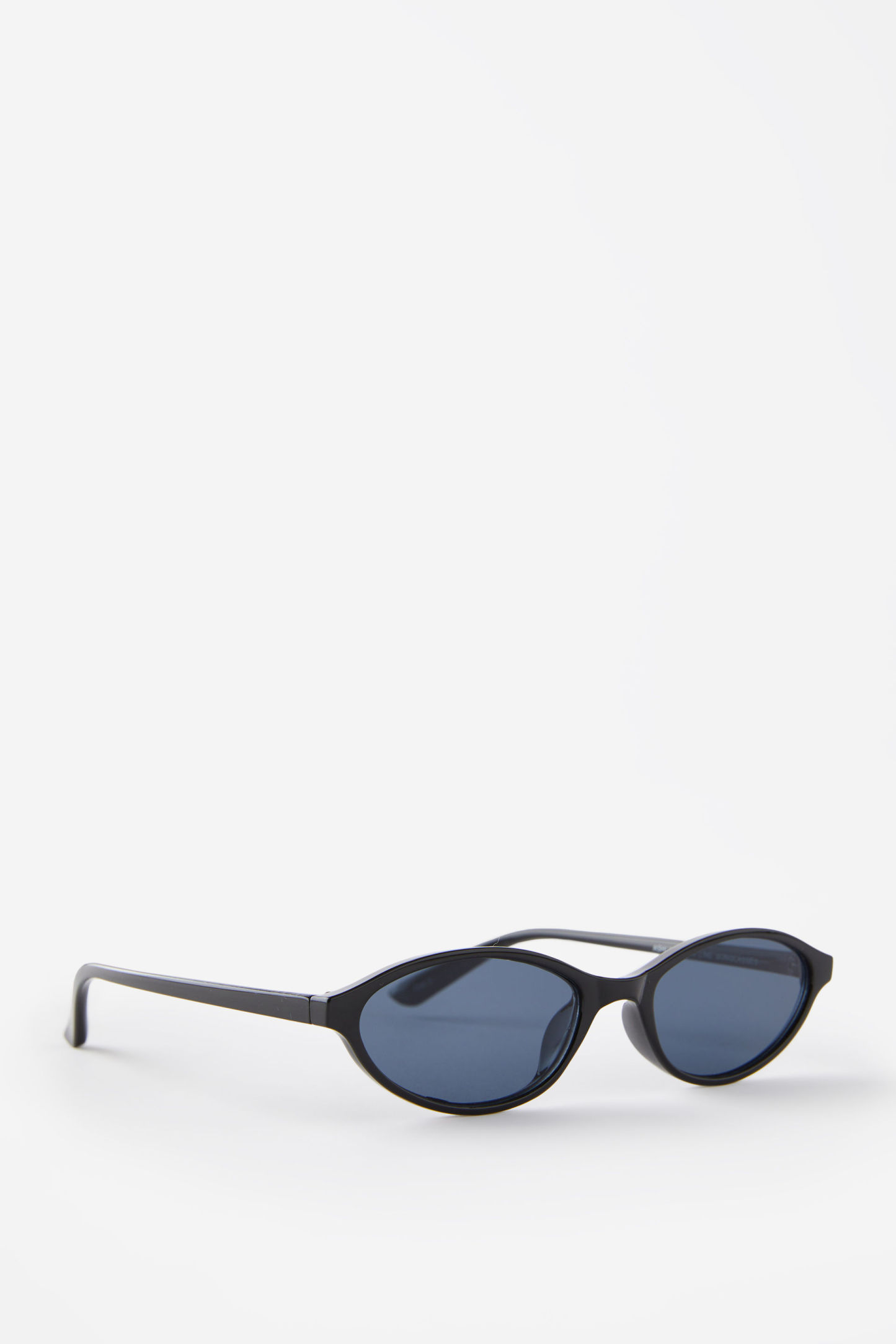 Ashlyn Slim Line Sunglasses, BLACK - example image 3