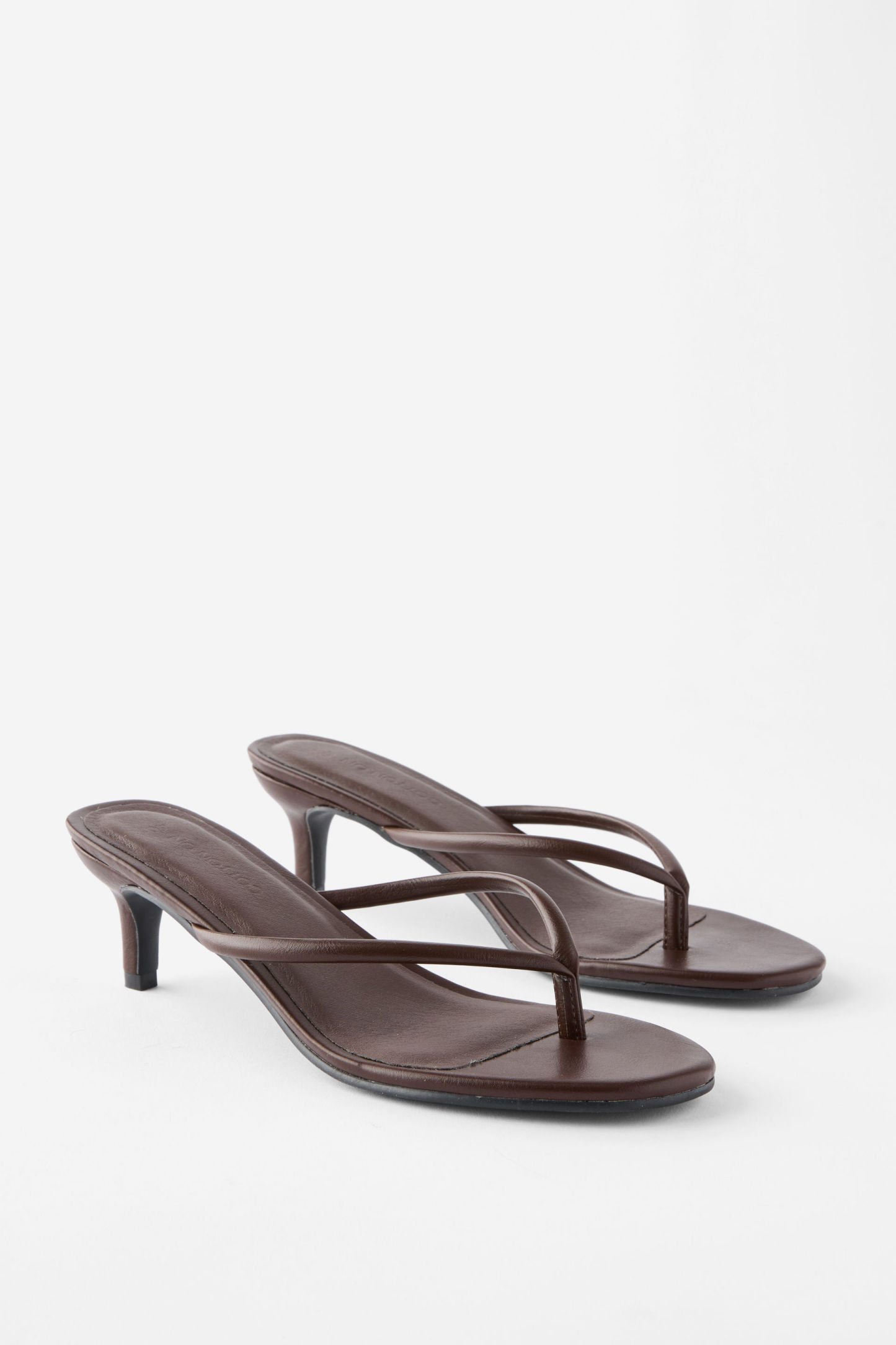 Harlow Flip Flop Kitten Heel, CHOC SMOOTH - example image 4