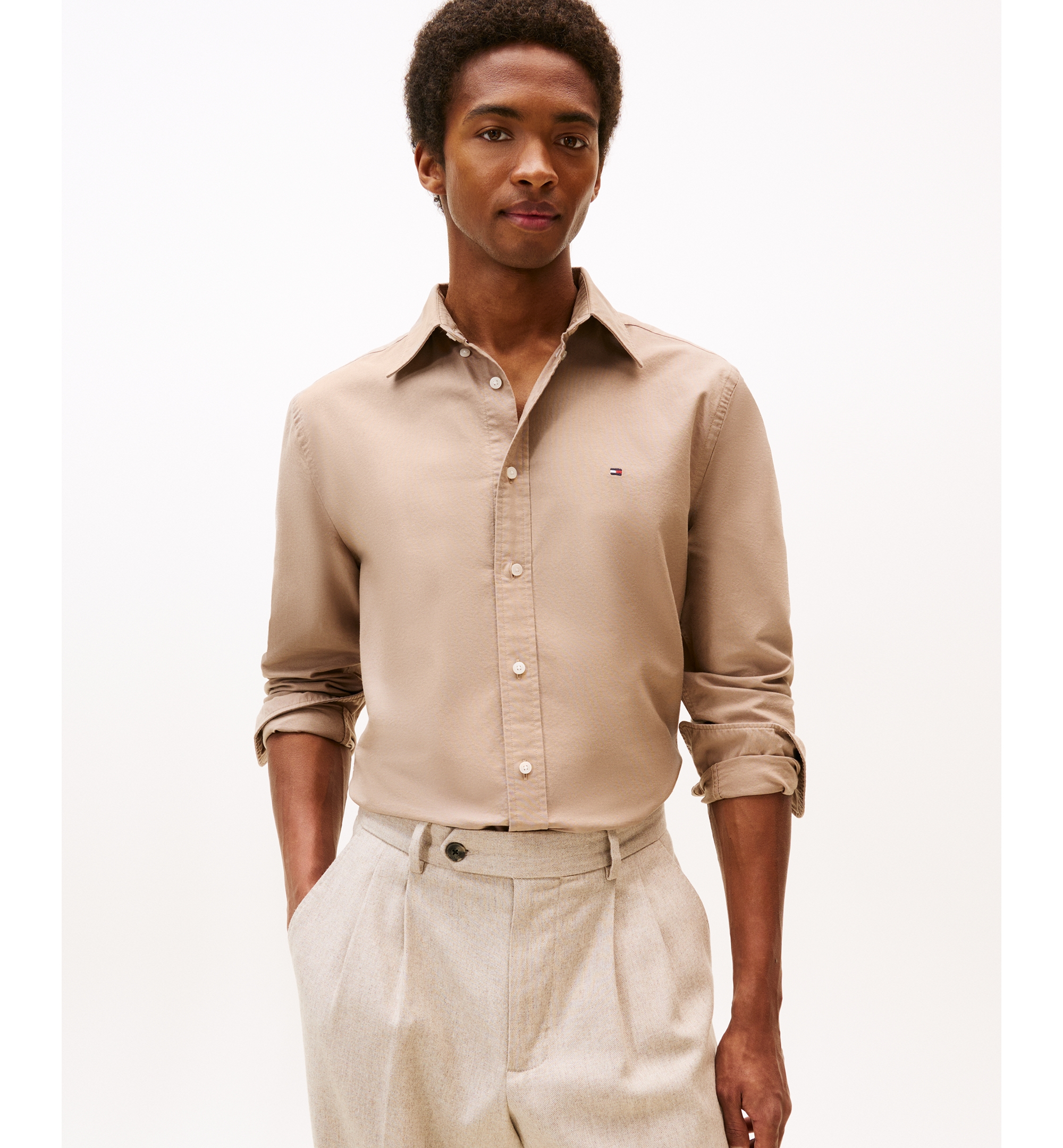 Tommy Hilfiger Men's Heritage Regular-Fit Oxford Shirt - Coastal Taupe Solid