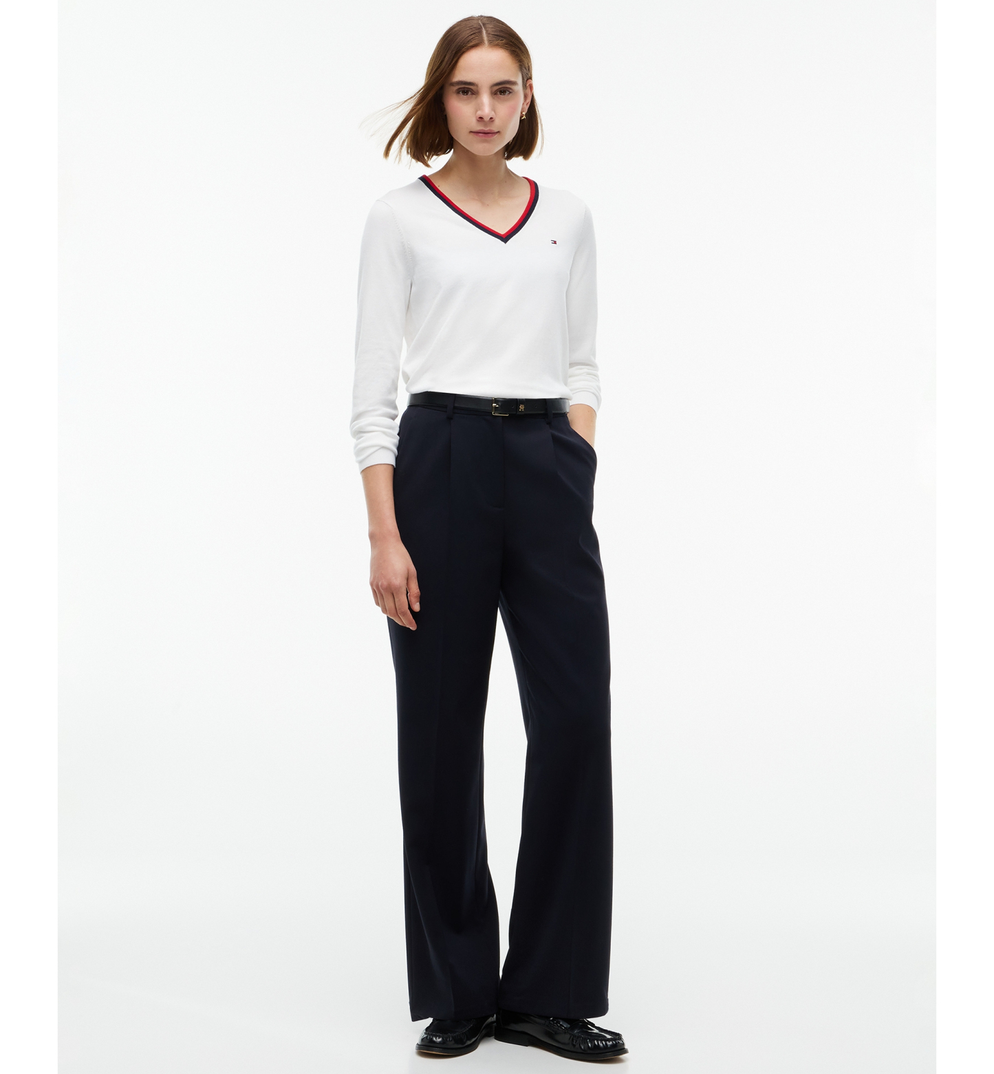Tommy Hilfiger Women's V-Neck Long-Sleeve Sweater - Ecru