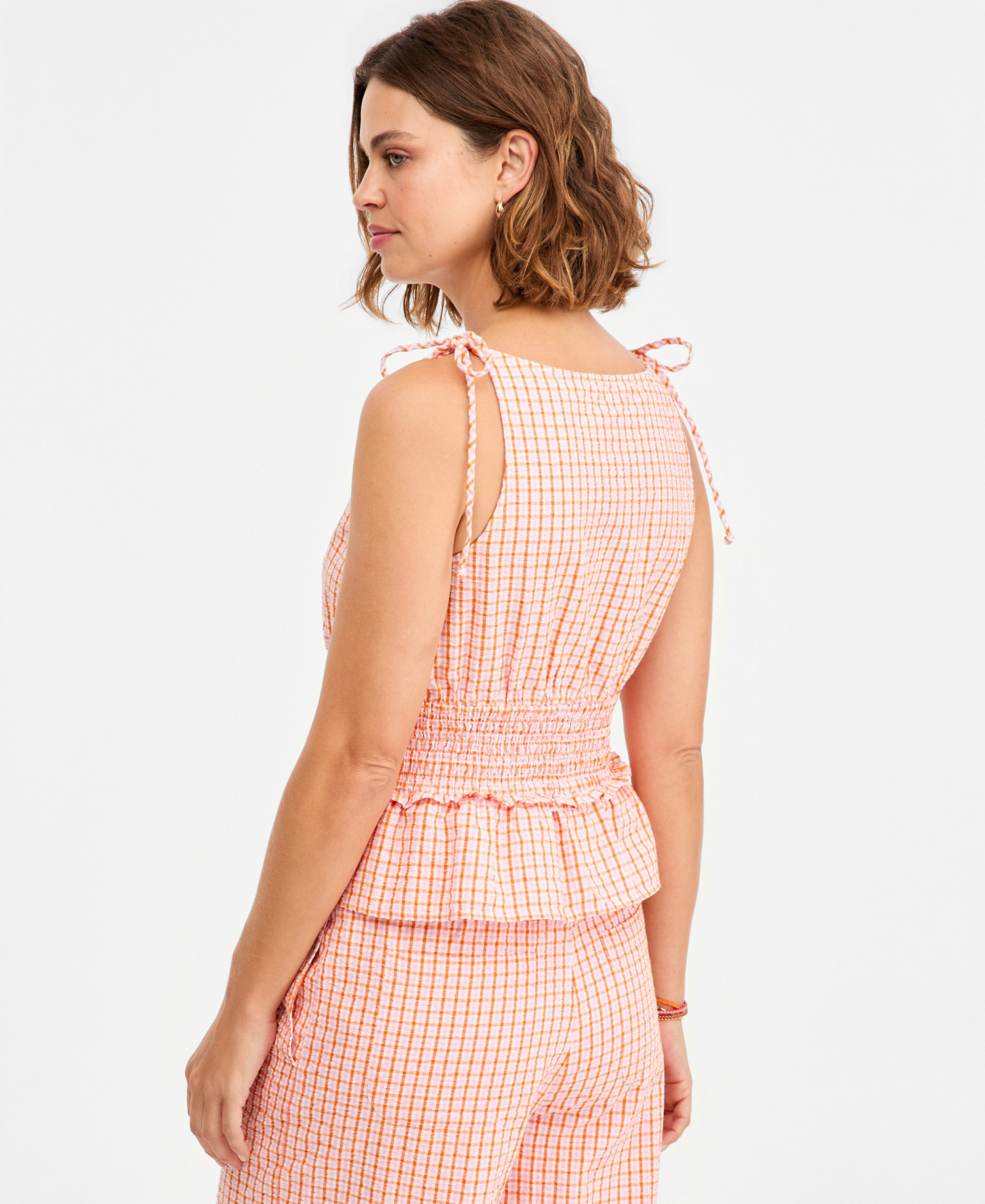 Tommy Hilfiger Women's Smocking Sleeveless Cotton Blouse - Gingham Biscuit