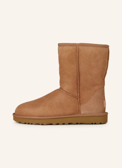 UGG Boots CLASSIC SHORT II – COGNAC