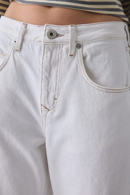 BDG Jaya Baggy Boyfriend Jeans - Off White