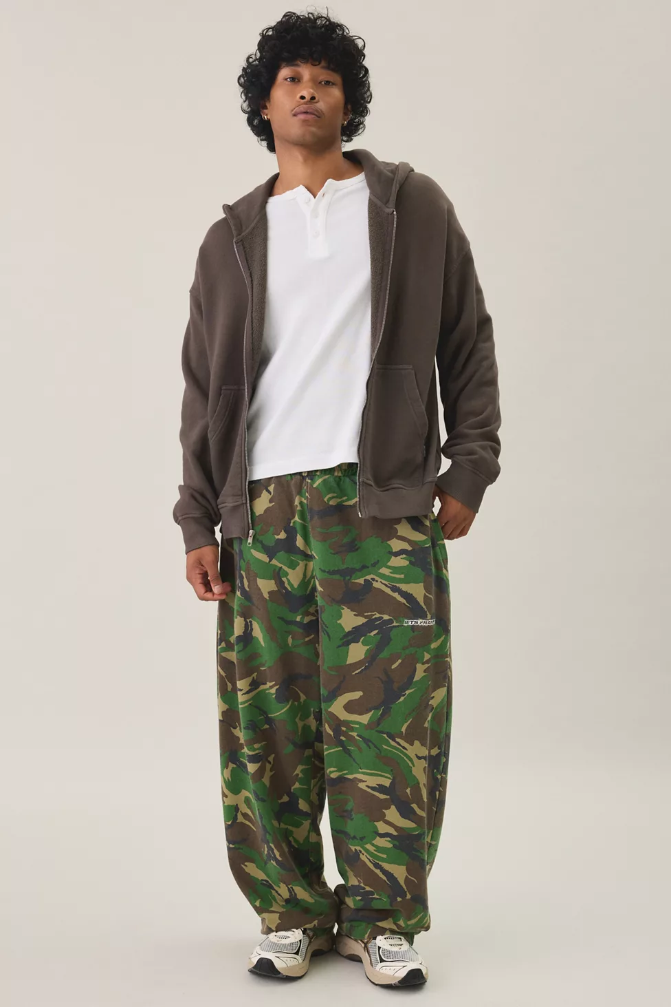 Standard Cloth Pregame Zip-Up Hoodie Sweatshirt - Chocolate Brown Wash