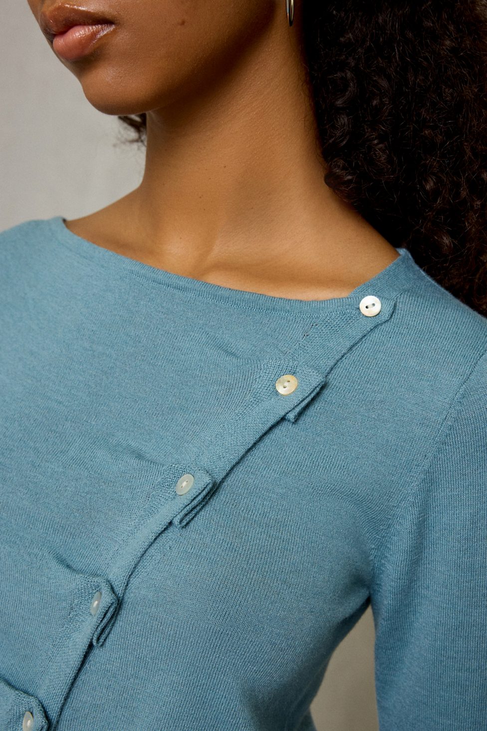 BDG Sutton Slanted Asymmetric Button Cardigan - Blue