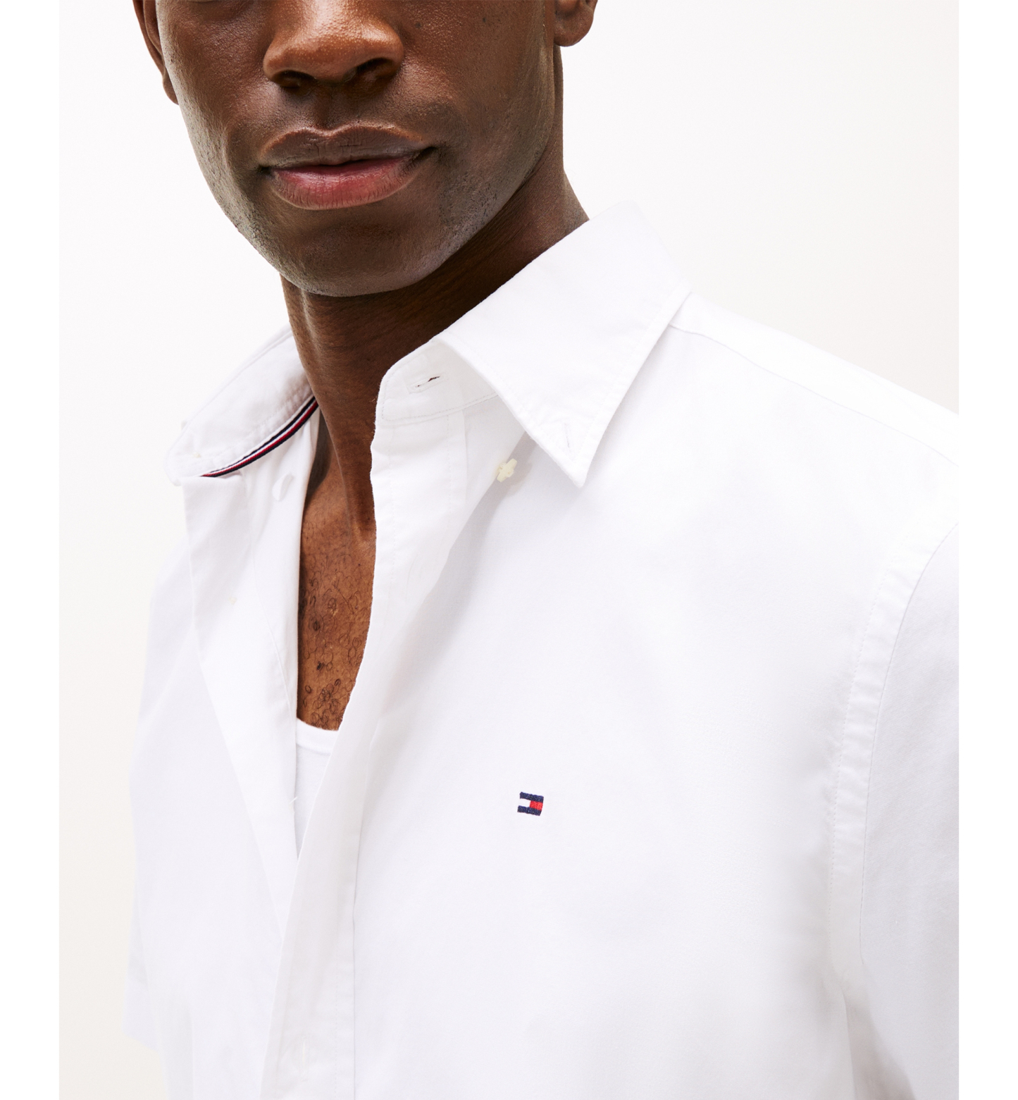 Tommy Hilfiger Men's Short Sleeve Flex Poplin Regular Fit Shirt - Optic White