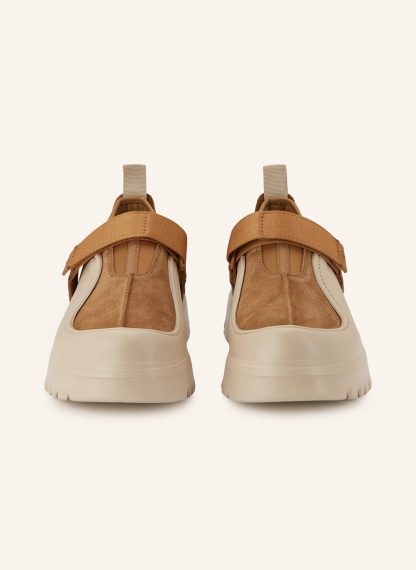 UGG Plateau-Slipper PEAKMOD – COGNAC / HELLBRAUN