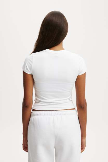 Ultra Soft Fitted Tshirt, WHITE - example image 3
