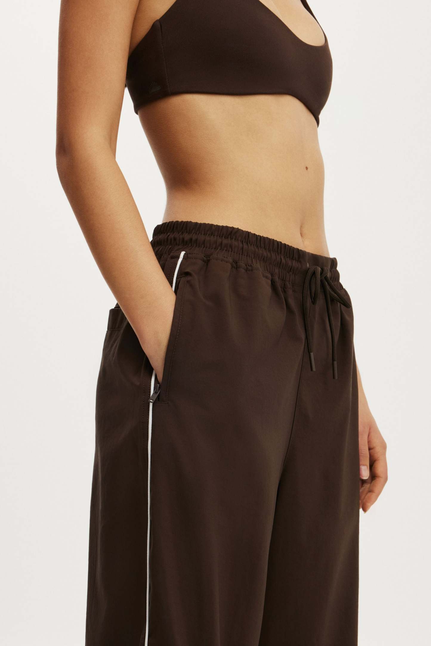 Baggy Woven Sweatpant, FRENCH ROAST - example image 2