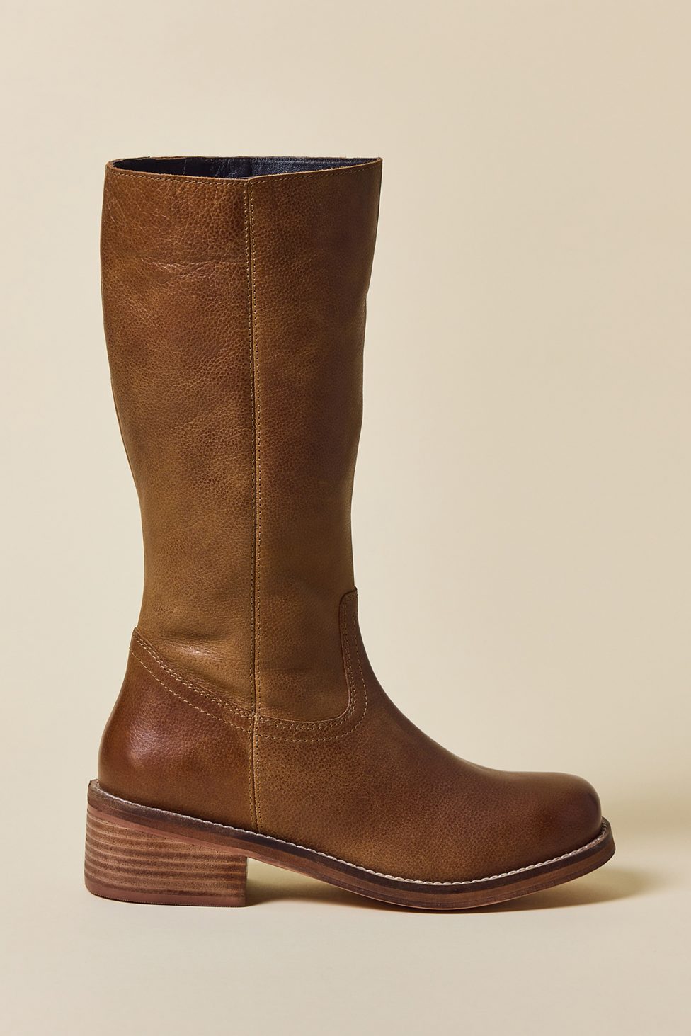 UO Leather Pull-On Boots - Tan