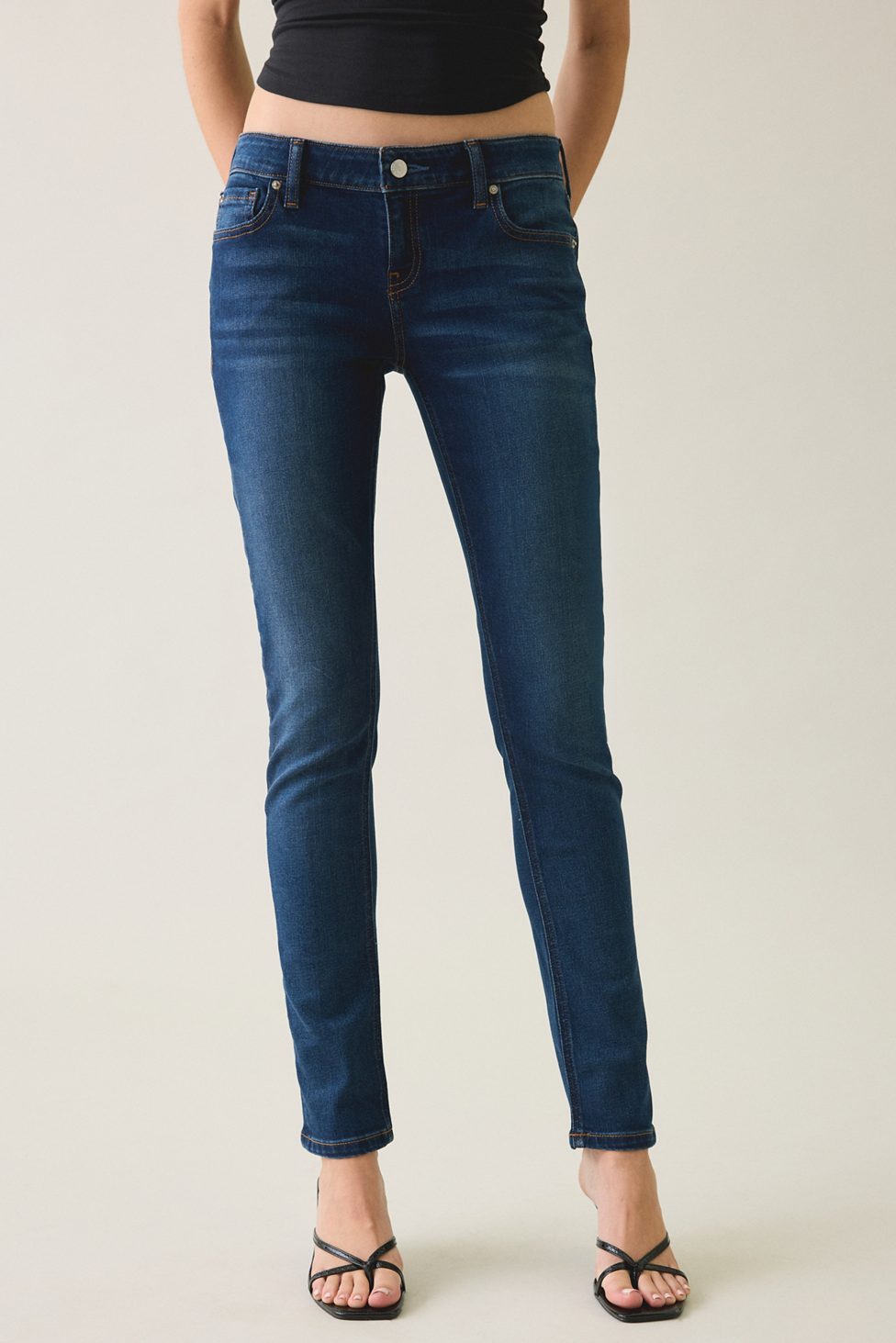 BDG Skylar Low-Rise Skinny Jeans - Vintage Denim Dark