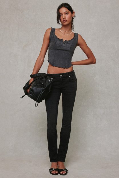 BDG Skylar Low-Rise Skinny Jeans - Black
