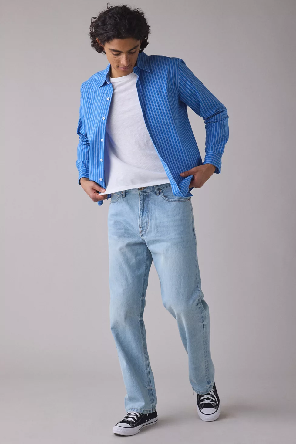 BDG Relaxed Straight Premium Selvedge Jeans - Ancient Light Wash