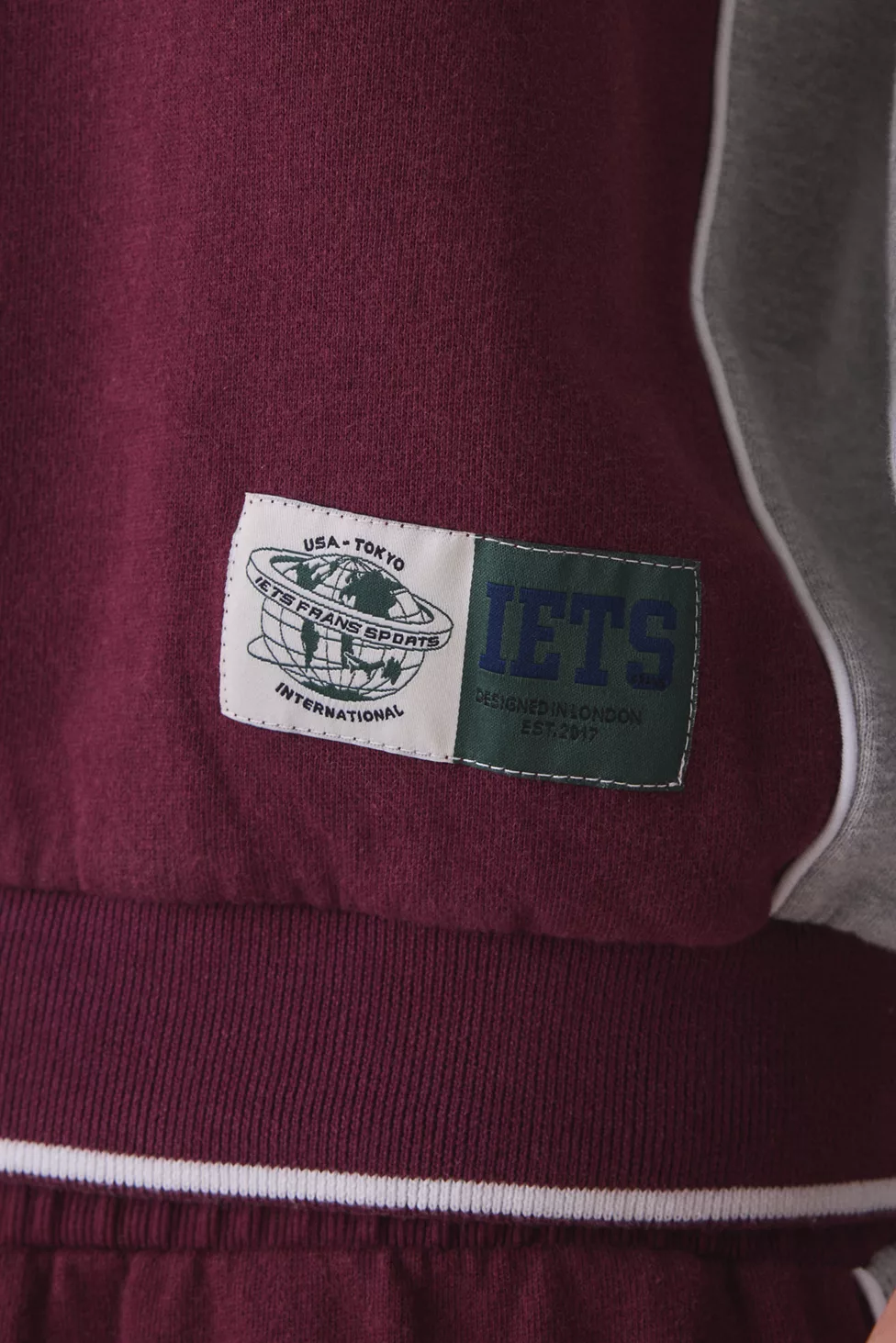 iets frans… Sporty Paneled Crew Neck Sweatshirt - Maroon