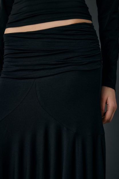 Kimchi Blue Jessica Asymmetric Low-Rise Midi Skirt - Black