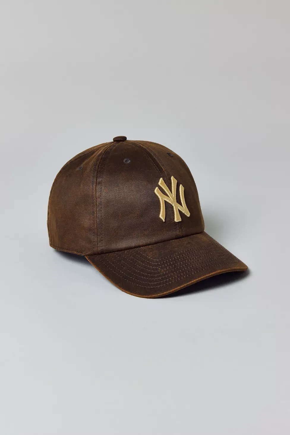 Mitchell & Ness MLB New York Yankees Faux Leather Dad Hat - Brown