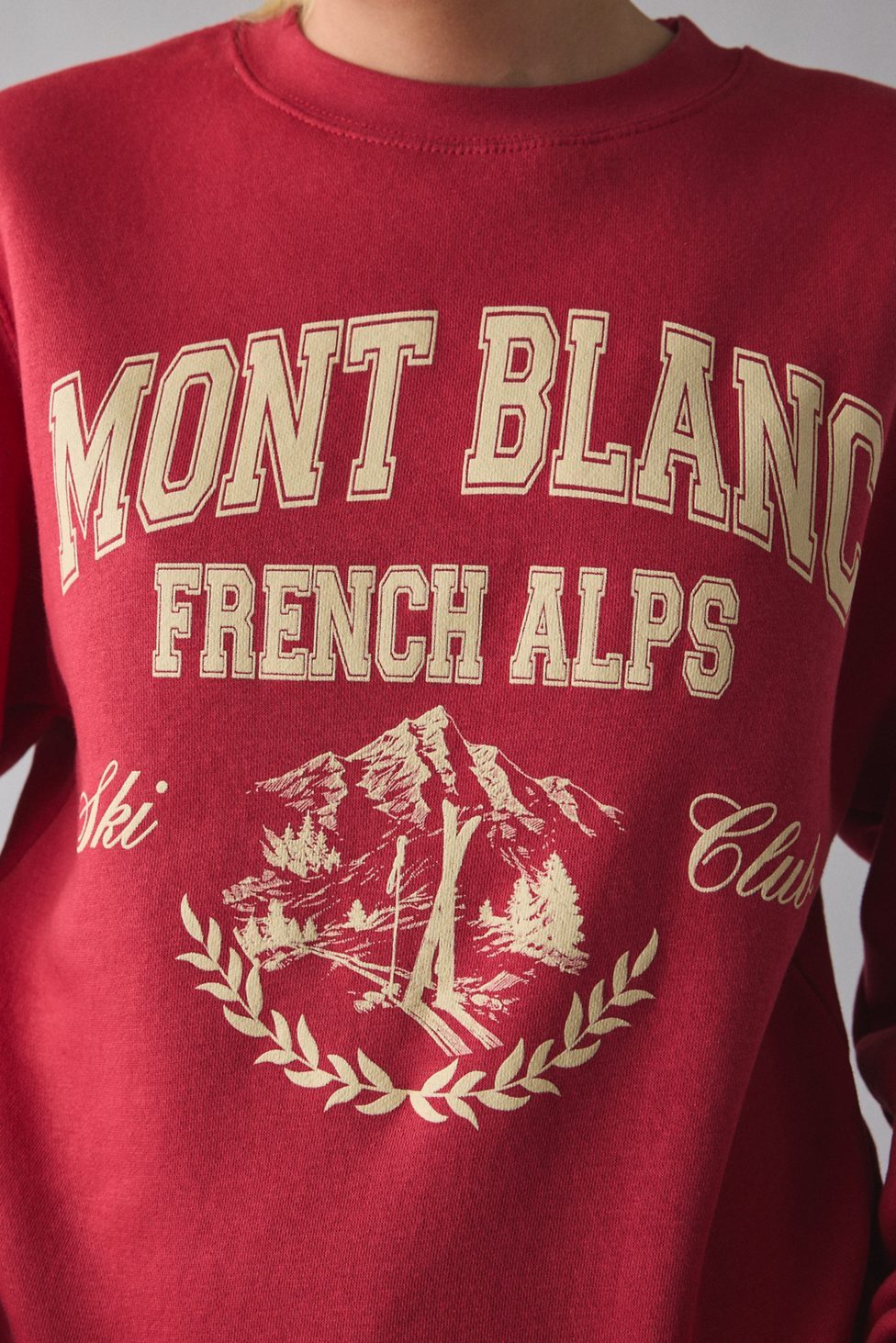 Mont Blanc Ski Club Crest Graphic Crew Neck Pullover - Red