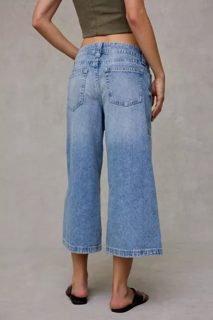 BDG Nomad Baggy Wide Leg Cropped Jeans - Pale Blue